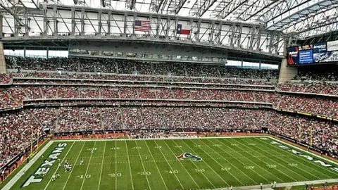 “英超数队竞逐希腊17岁新星卡里萨斯，曼联、利物浦等密切关注”