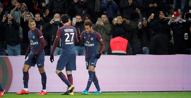 直在寻求突 直在寻求突